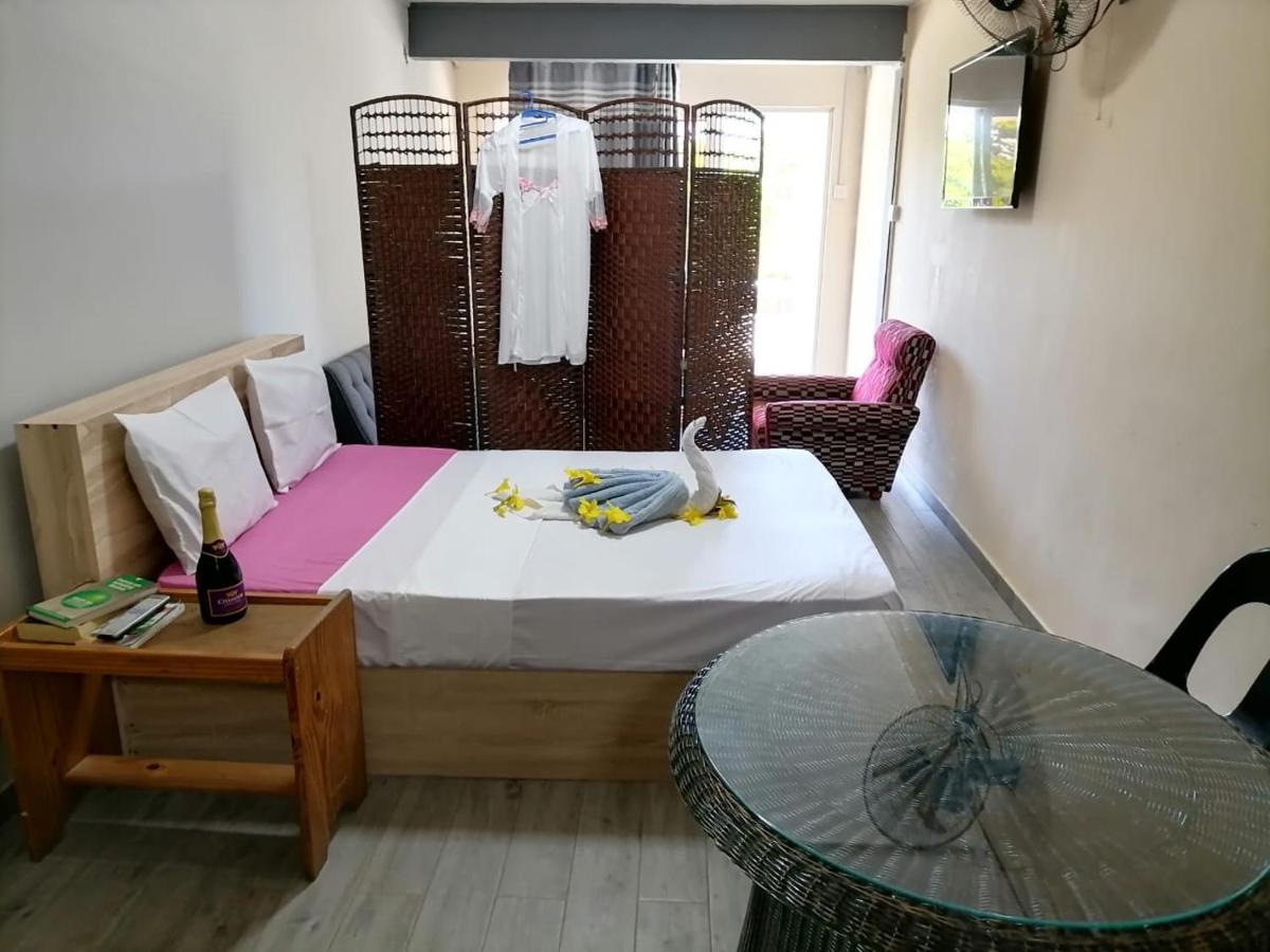 Reviva Residence บลู เบย์ ภายนอก รูปภาพ