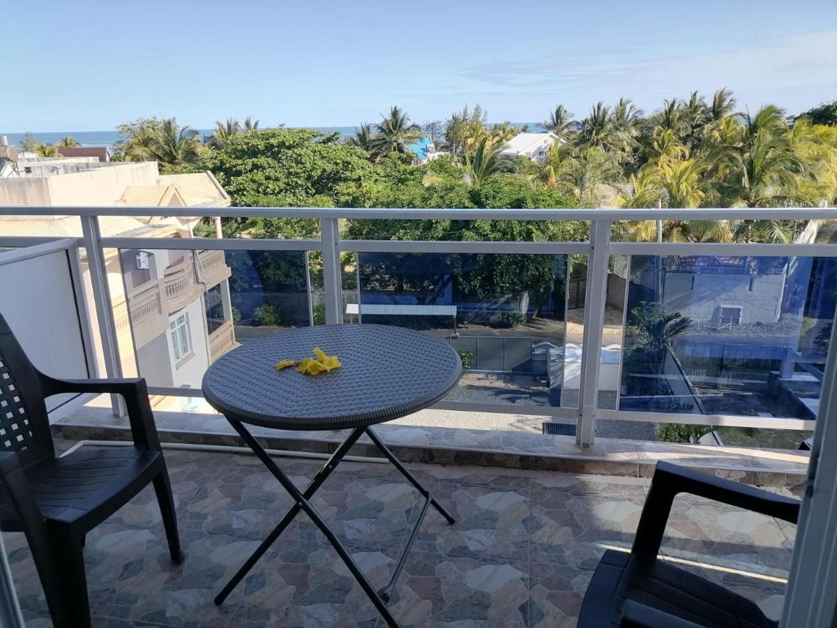 Reviva Residence บลู เบย์ ภายนอก รูปภาพ
